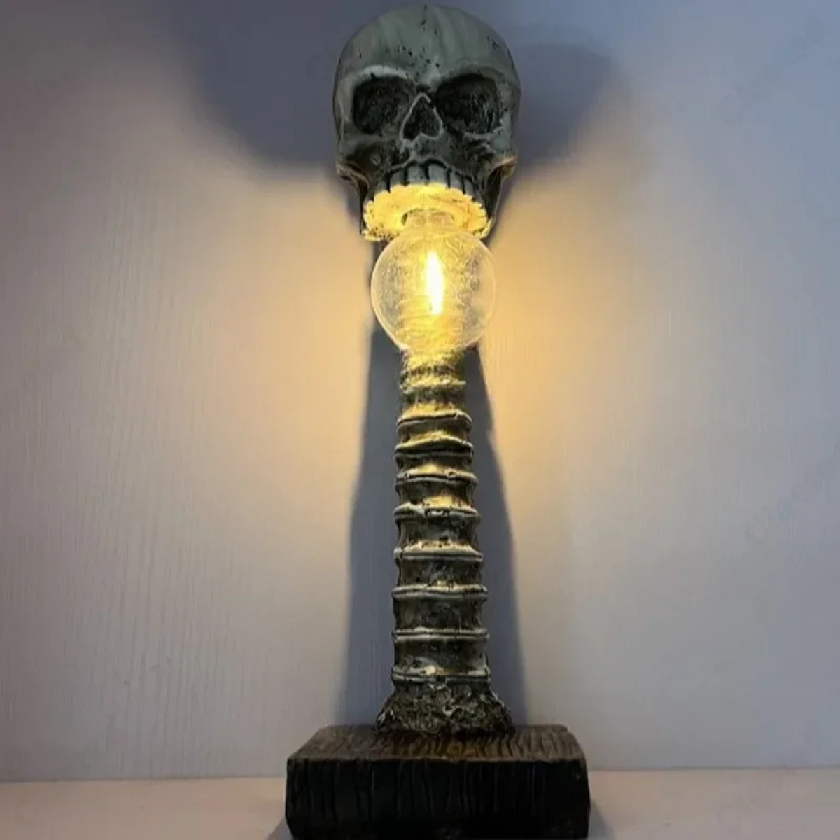 Skull Spine Table Lamp