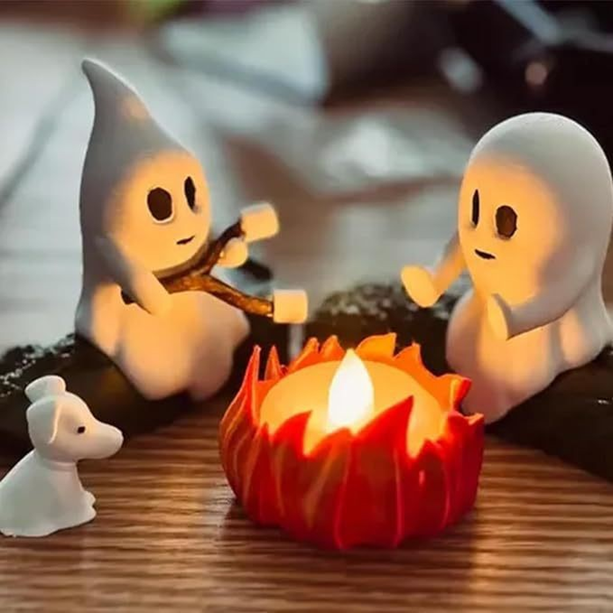 Light-Up Halloween Ghost Decor